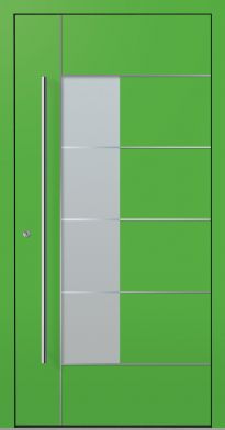 knallig grüne Eingangstüre mit mittigem Fenster und Edelstahldetails